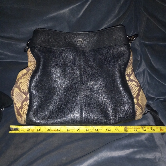 AUTHENTIC COACH Snakeskin Embossed Lexy Hobo Leather Shoulder Bag - Picture 9 of 10